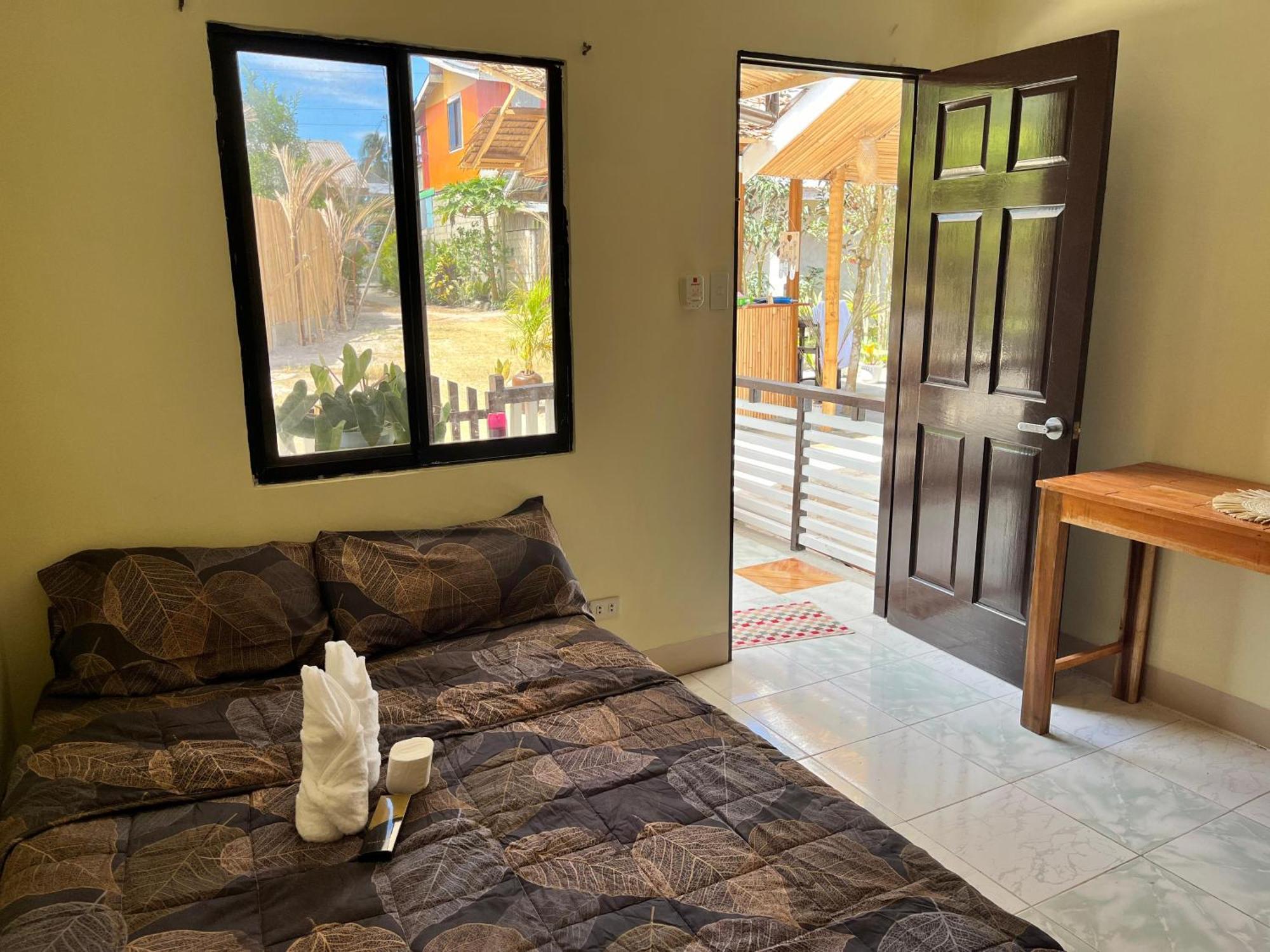 Trisha Guesthouse San Vicente  Exterior photo